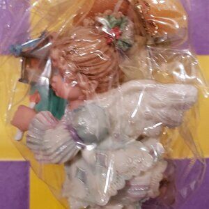 1997 Heirloom Ornaments from Ashton Drake HOLLY DAY ANGELS5